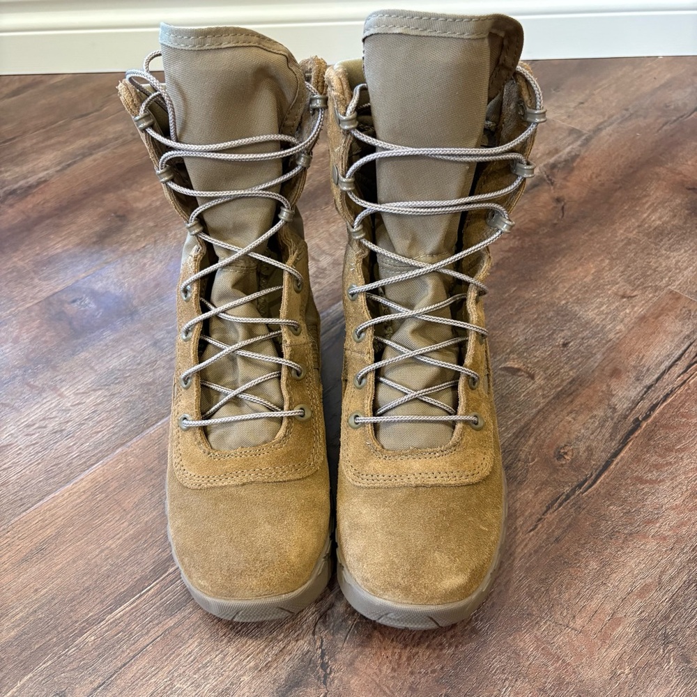 Rocky Tactical Military Boots Coyote Brown Vibram Sole Women’s 6 Men 4.5
